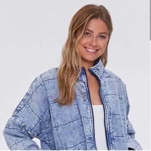 Forever 21 quilted acid washed blue jacket, small